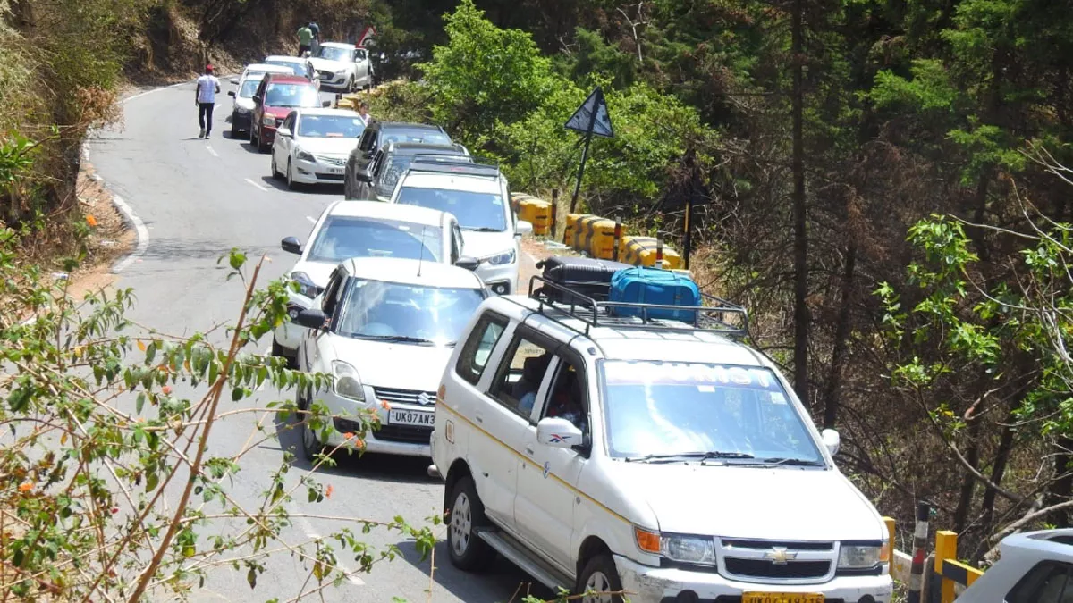 नैनीताल में 172% बढ़ा प्रवेश शुल्क, पर्यटकों को बढ़ाना पढ़ सकता है अपना ज़ेब खर्च
