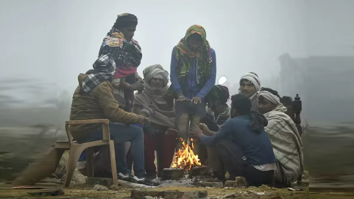 उत्तराखंड में घने कोहरे और अचानक बढ़ी ठंड, जनजीवन प्रभावित